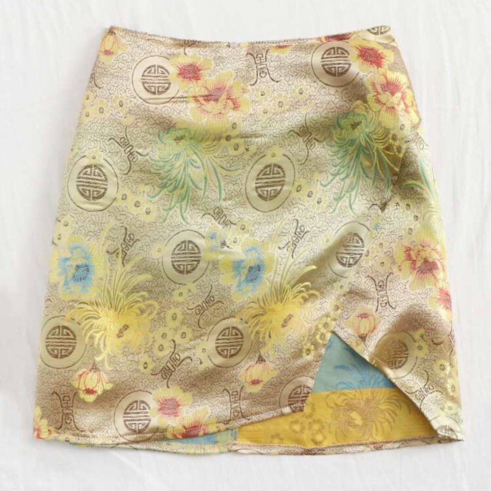 Chinese floral mini skirt👡